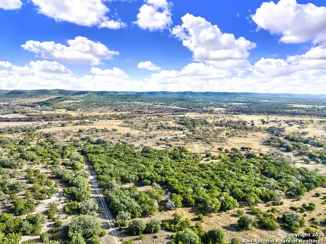 16103 State Highway 16 N Medina, TX 78055